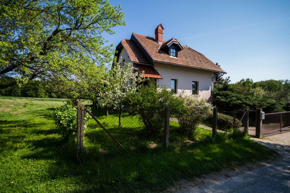 Вилла D&J House Ormoz Экстерьер фото